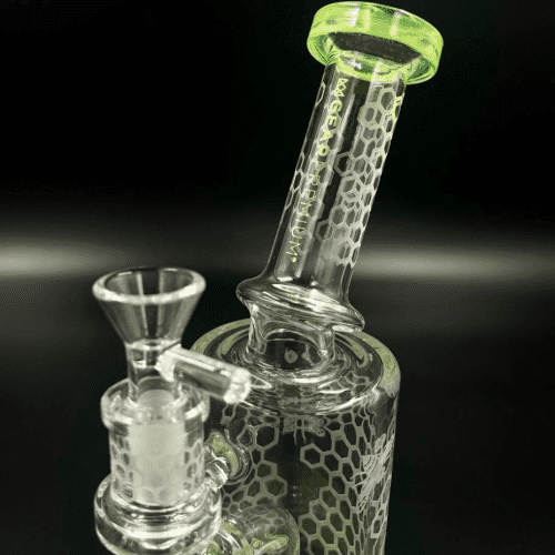 gear premium swarm concentrate bubbler 8 5 steinbach vape superstore and bong shop manitoba canada 41775231303933 1